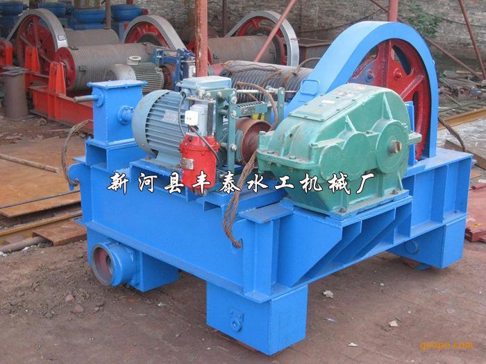 单吊移动卷扬式启闭机1.jpg 单吊移动卷扬式启闭机1.jpg