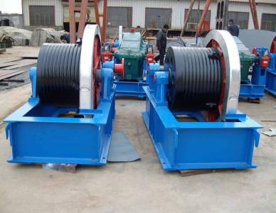 QHQ型弧门卷扬式启闭机(二支点式卷扬启闭机)